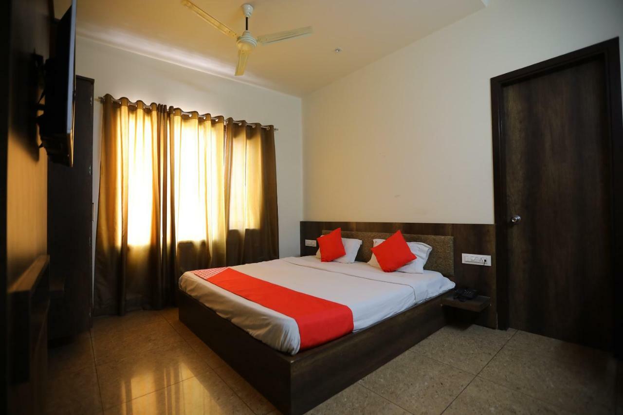 Oyo 40791 Hotel Hot N Fast Suratgarh Kültér fotó
